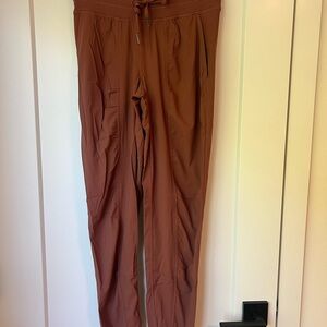 Lululemon Dance Studio Mid-rise Ribbed Joggers (size 4; length 28”)